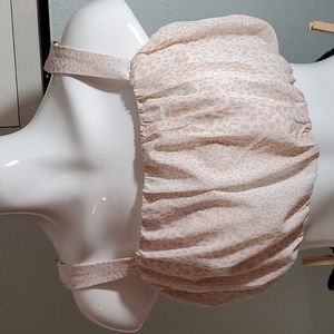 FOREVER 21 Shoulder Strap Crop Top. Off-white w/Peach Animal Print-Side Zip-Sz M
